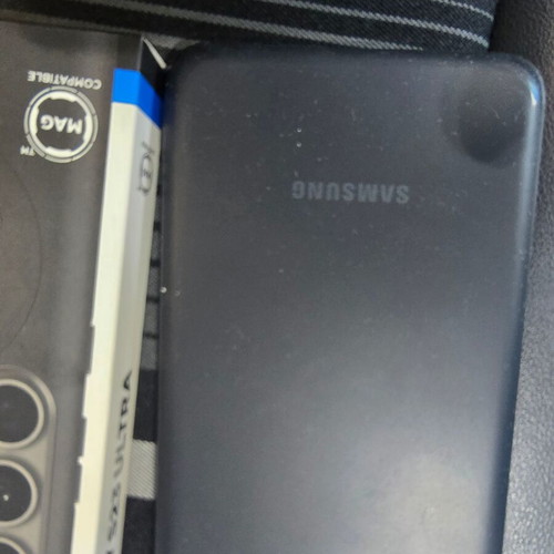 Samsung S23 Ultra cases used, pack of 4 with quadlock and waterproof