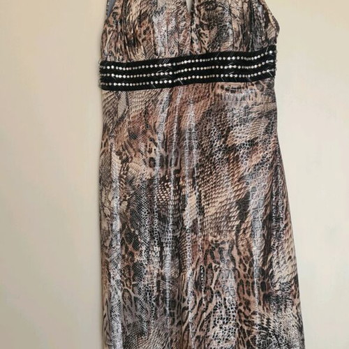 Women's dress medium like new, black, beige, gray
