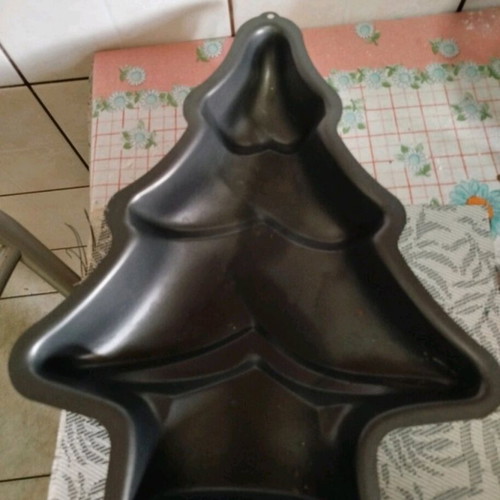 Cook Shop Cake Mold like new