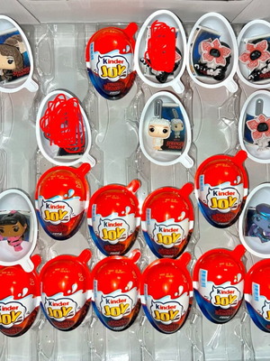 Stranger Things Kinder Joy Funko Pop φιγούρες καινούργιες συλλογή