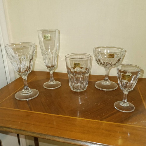 Set of 30 Arcoroc vintage glasses from the 60s like new