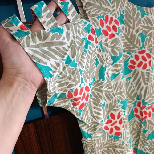 Vintage summer dress used, midi with unique sleeves, multicolor green