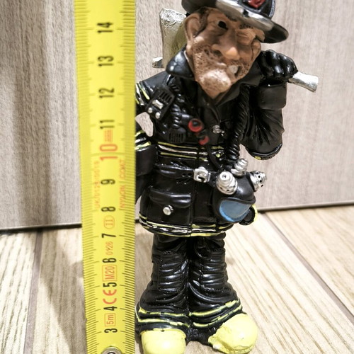 Decorative firefighter sculpture new, resin 16cm
