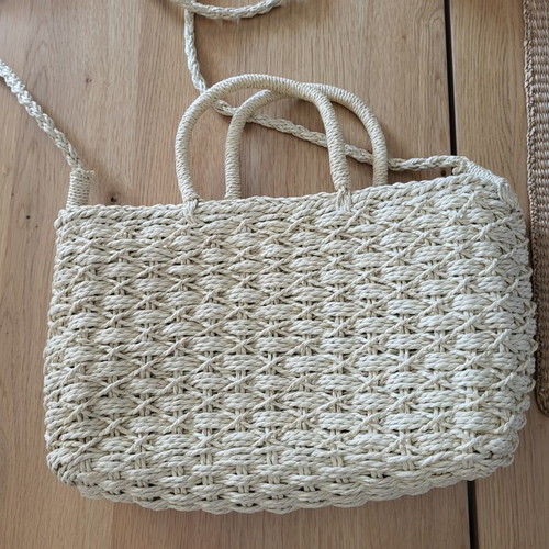 Straw handbag new, beige, 30cmx20cm