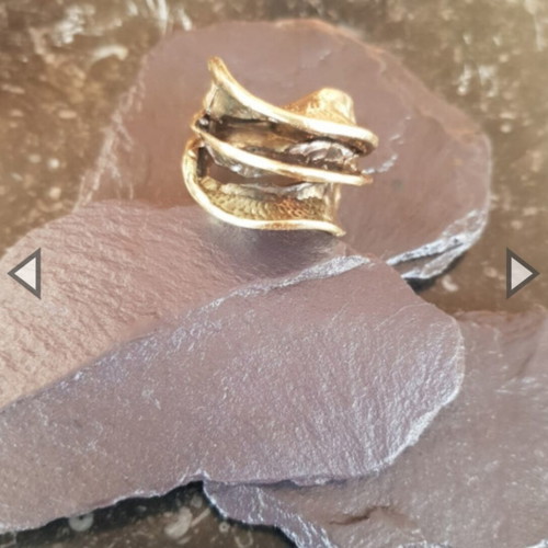 Bronze ring, adjustable size, handmade details
