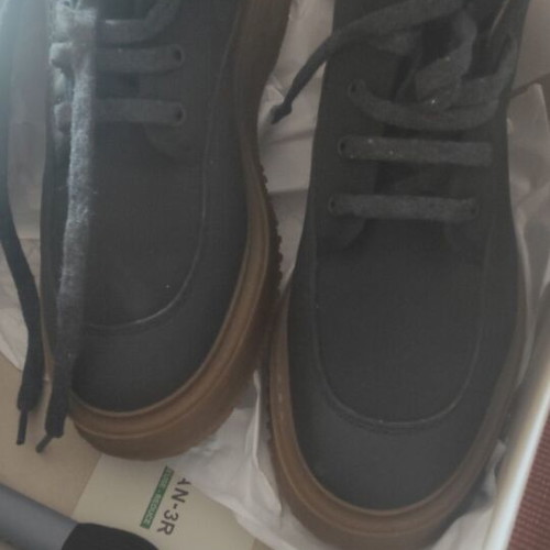 Hogan boots like new with fur lining, size 39.5