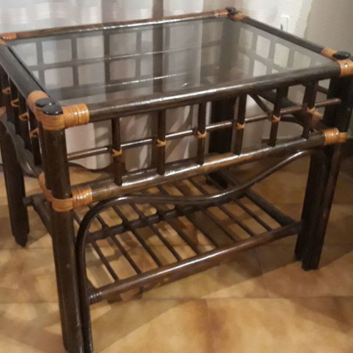 Bamboo coffee table in excellent condition