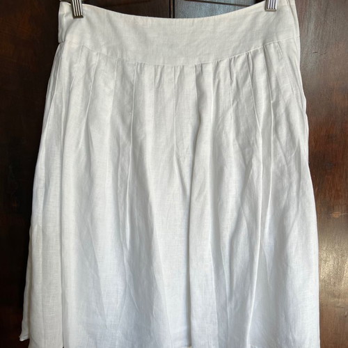 Atmosphere women's linen skirt size S-M like new, white