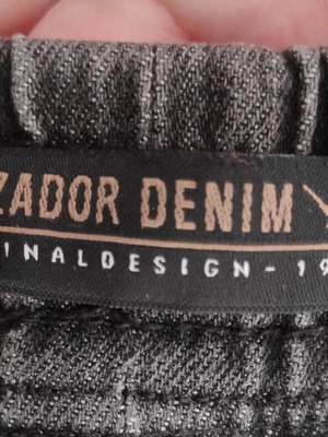 Denim cargo shorts XL black and grey like new