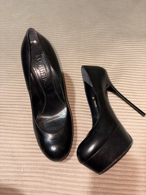 Alexander McQueen high heels size 39 leather like new black