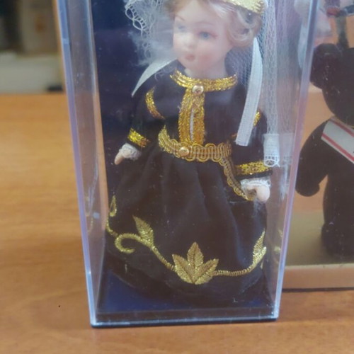 Vintage dolls new, pack of 4