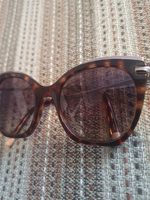 Calvin Klein women's sunglasses like new, brown
