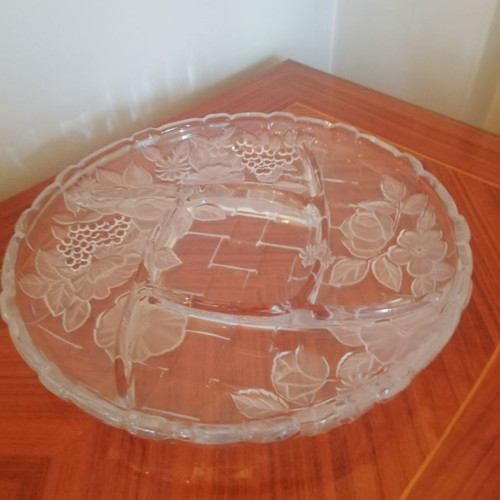 Crystal serving platter for nuts and appetizers like new