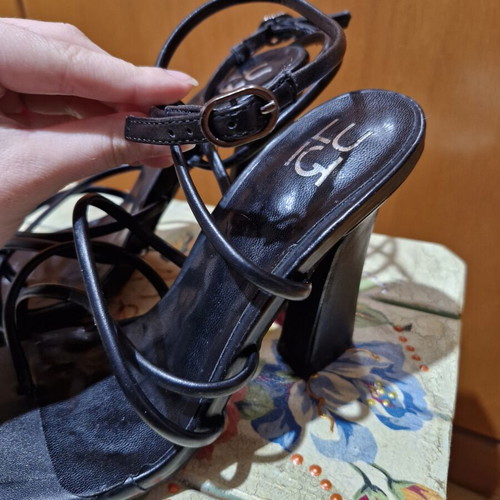 Luigi black high-heeled sandals size 36 like new, 10 cm heel