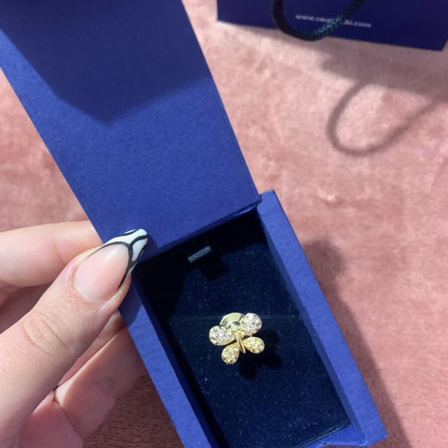 Swarovski butterfly pin new, gold tone