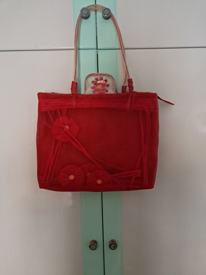 Azade vintage red handbag with floral details