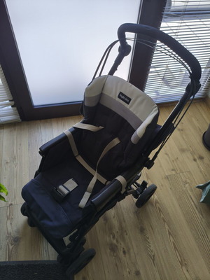 Inglesina Espresso stroller used with hood and footmuff