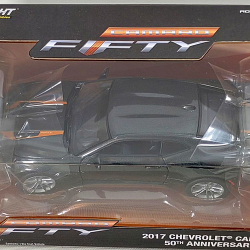 Chevrolet Camaro SS 50th Anniversary Edition 1:24 diecast car new
