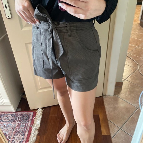 Paperbag green shorts size M 38 10