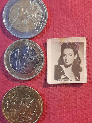 Linda Darnell vintage collectible photo card