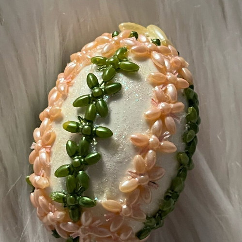 Easter egg used handmade with crochet and beads