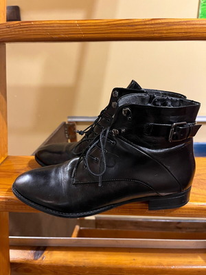 Women's boots used, black, size 40
