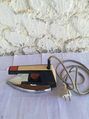 AEG vintage electric iron with fabric cord
