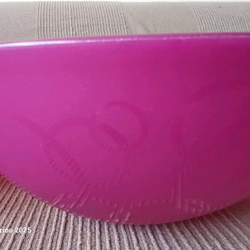 Kitchen bowls like new, set of 3 sizes