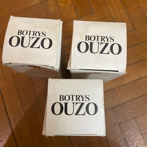 Botrys Ouzo used empty vintage bottles 0.7L pack of 3, 1982