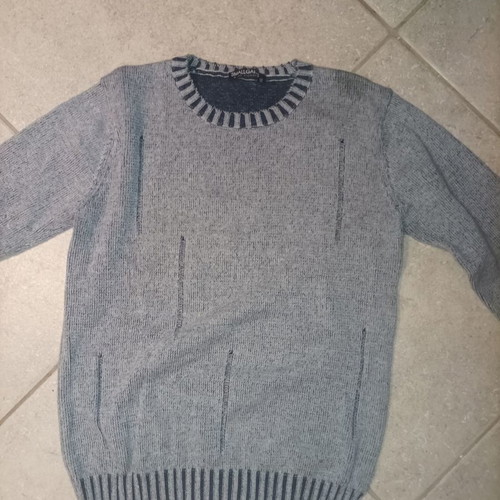 Children's sweatshirts in excellent condition, pack of 9