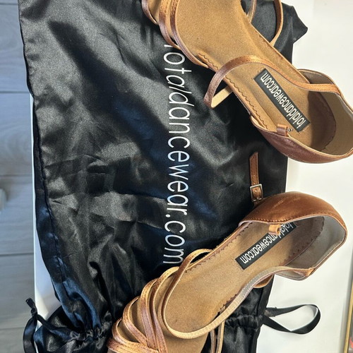 Dance shoes leather like new, brown and gold, size 38