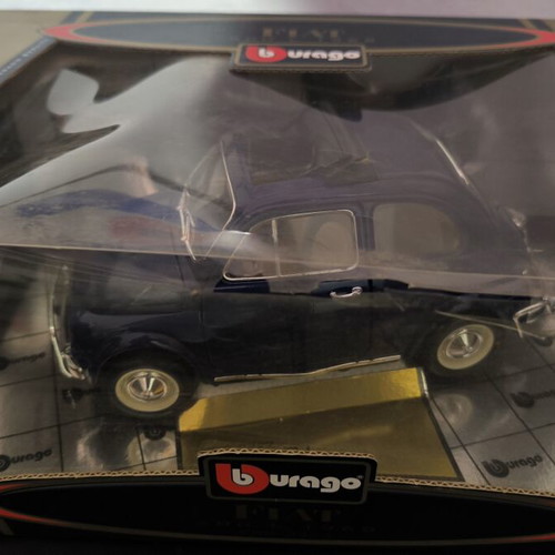 Burago Fiat 500 L 1968 1/16 model new