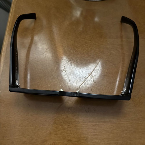 Prada sunglasses like new, black