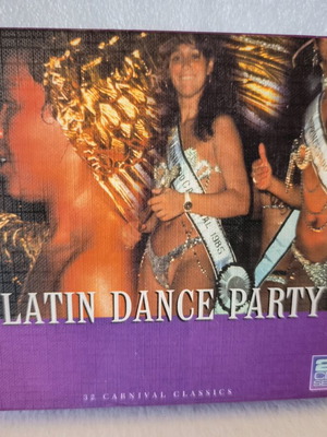 Latin Dance Party 2CD like new, 32 carnival classics
