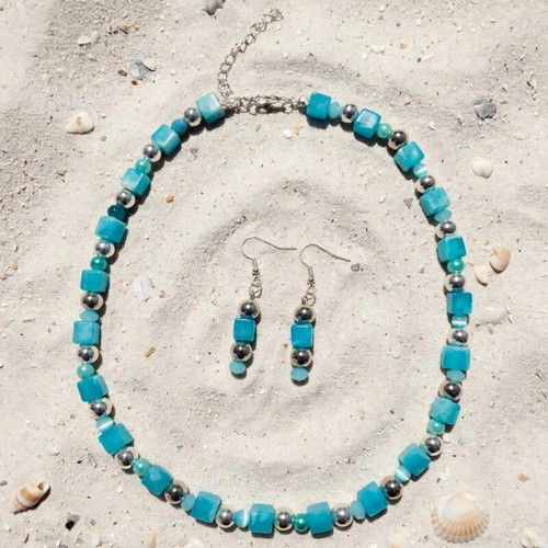 Handmade blue summer necklace and earings