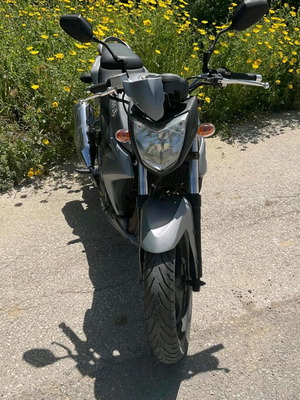 Sym Wolf SB 250 Ni μηχανή δρόμου σαν καινούργιο, ασημί