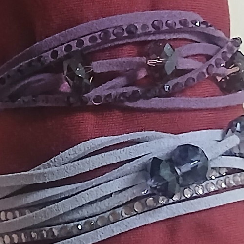 Bracelet set of 2, purple and lilac, like new, missing some rhinestones