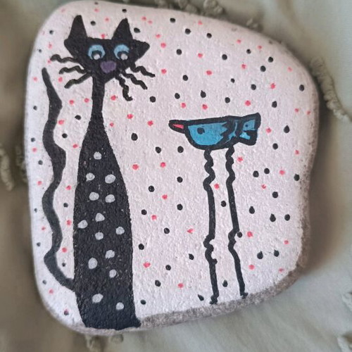 Painted stone with acrylic colors, durable