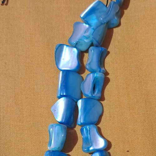 Komboloi mother-of-pearl ciel like new with 22 beads and glass beads