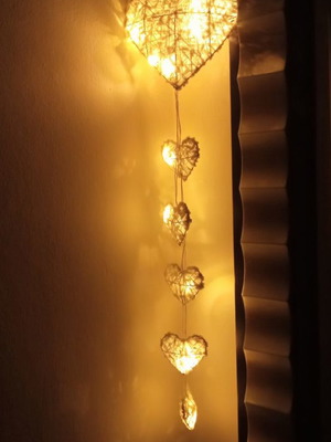 Heart-shaped string lights new with batteries