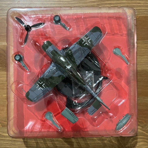 WWII airplanes by DE AGOSTINI pack of 8, new, excellently sealed