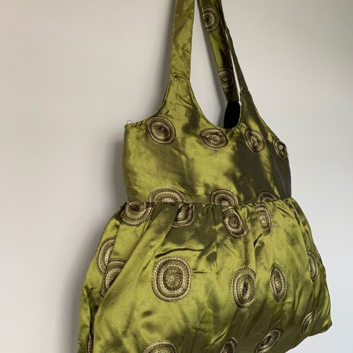 Summer bag new, embroidered shiny fabric