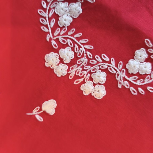 Vintage set of 4 embroidered table linens