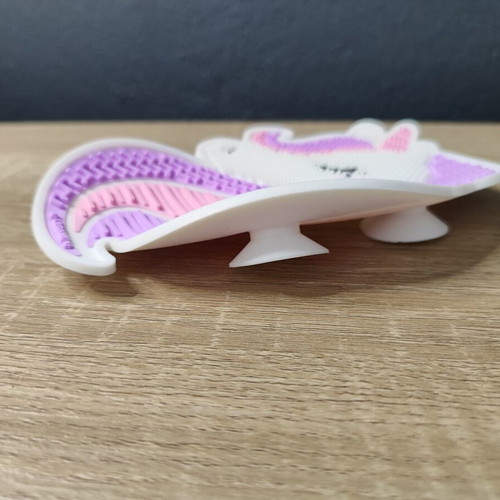 Legami Unicorn Makeup Brush Cleaning Surface used