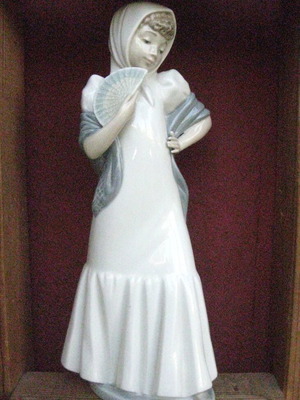 Nao porcelain figure like new, female, 28 cm