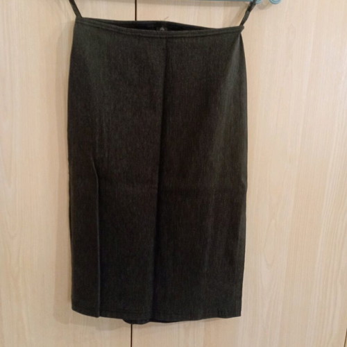 Attrattivo women's suit gray medium like new with skirt slit
