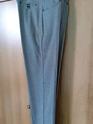 Badoo winter pants like new, black and white