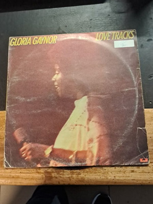Gloria Gaynor Love Tracks record used, good condition
