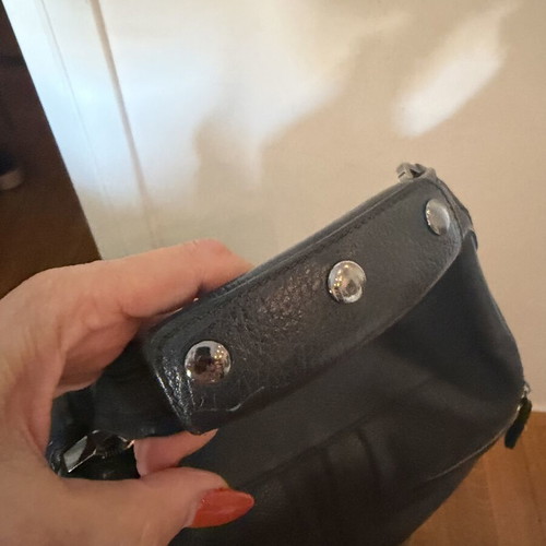 Tod’s black pebbled leather shoulder bag used