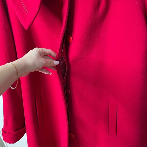 Red coat like new, worn a few times, size S